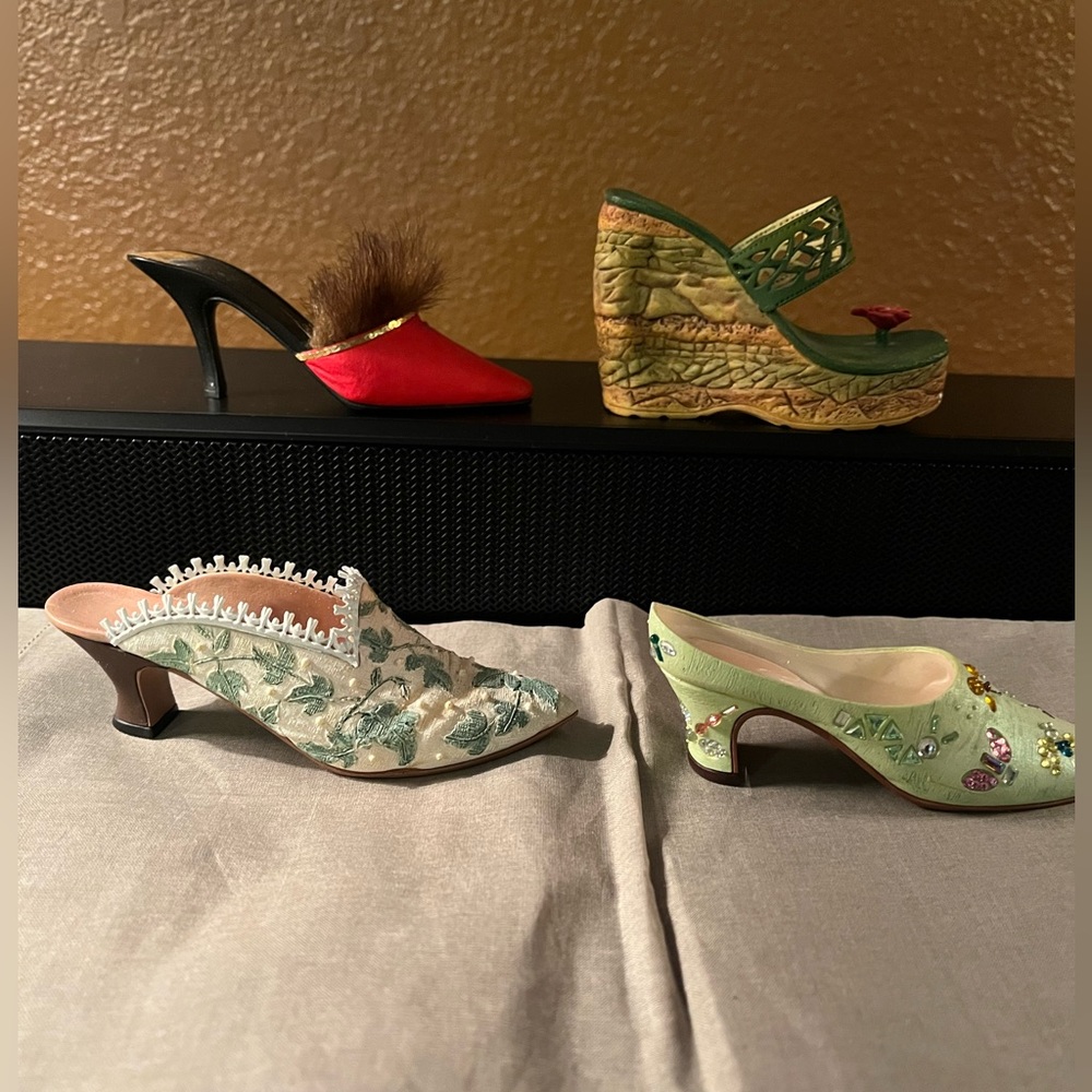 Miniature Shoe Collection - Picture 2 of 2